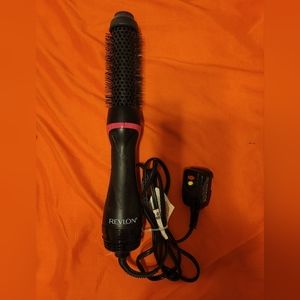 RevlonOne-Step Brush Dryer and Styler